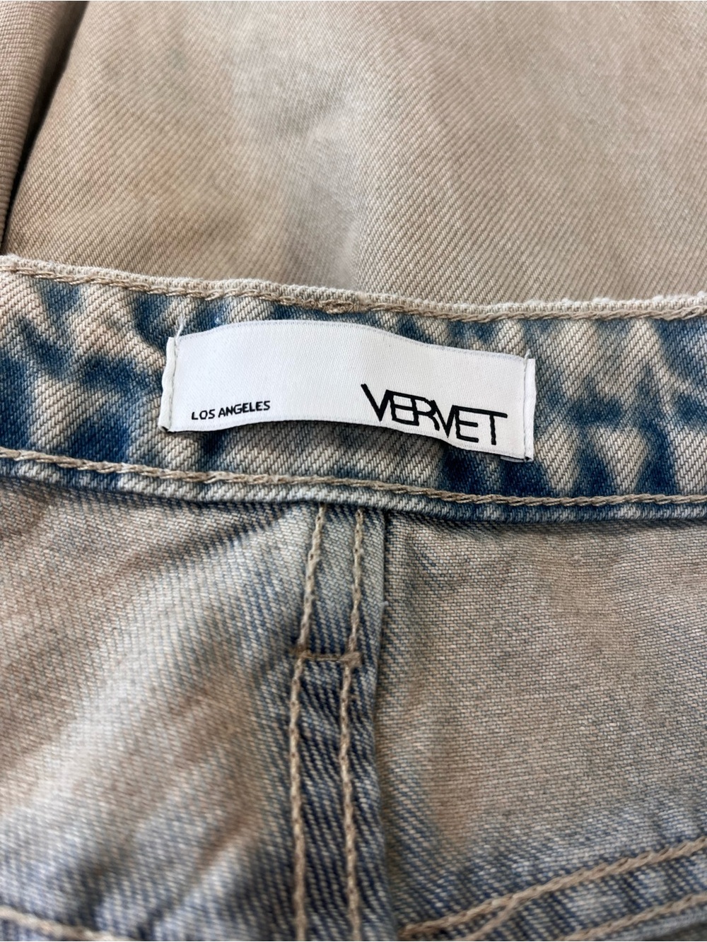 VERVET Los Angeles Size 29 Distressed Wide Leg Jeans Acid Wash Raw Hem High Rise - Picture 7 of 10